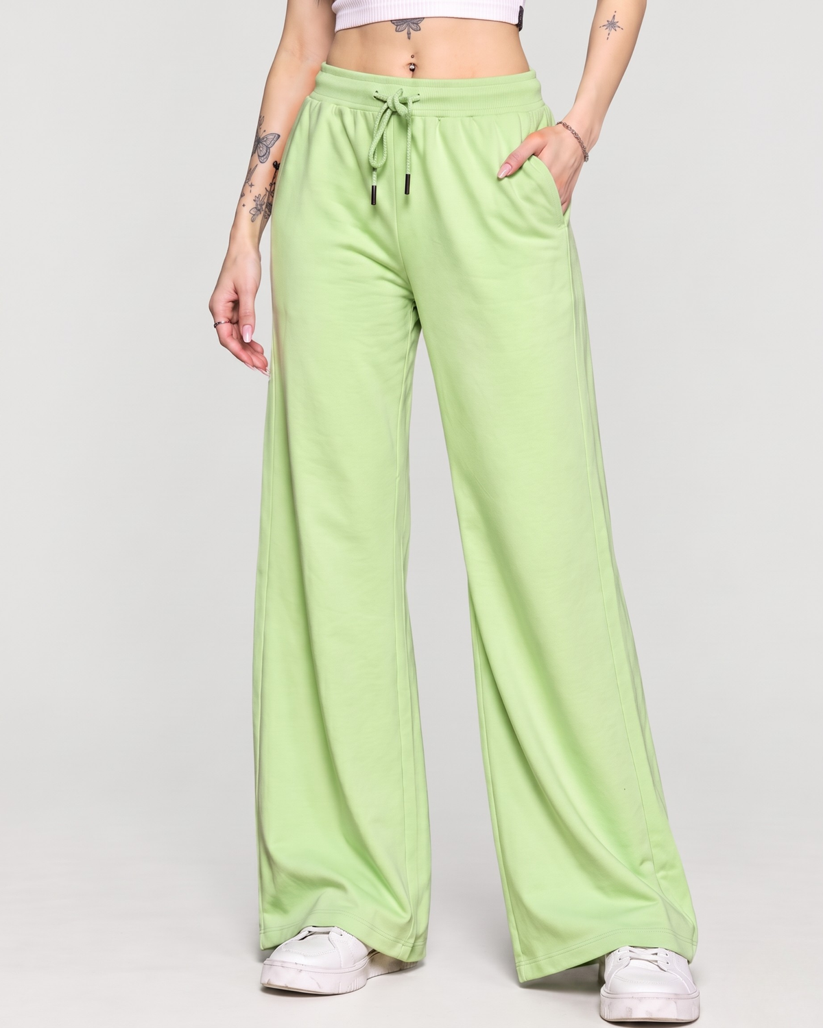 High-Waisted Wide-Leg Drawstring Trousers in Pistachio Green