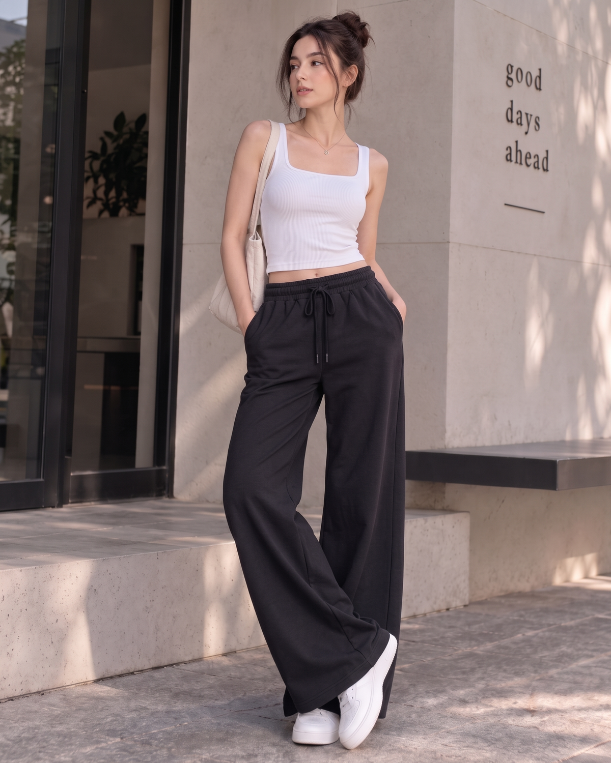 High-Waisted Wide-Leg Drawstring Trousers in Classic Black