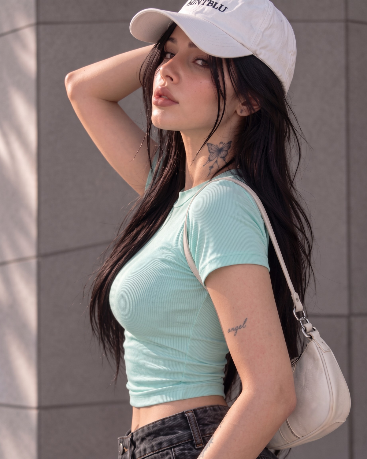 Women's Mint Green Short-Sleeve Ribbed Crop Top